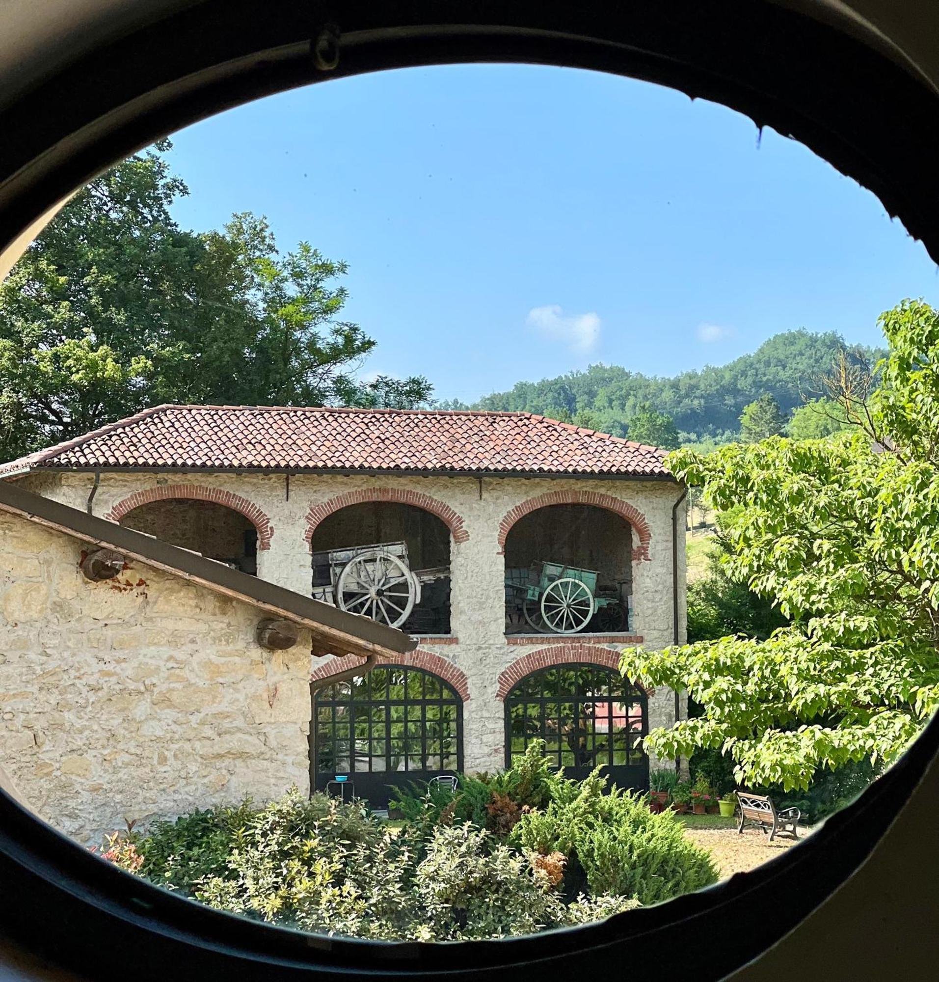 Maison d'hôtes Casale Milleseicento à Gavi Extérieur photo